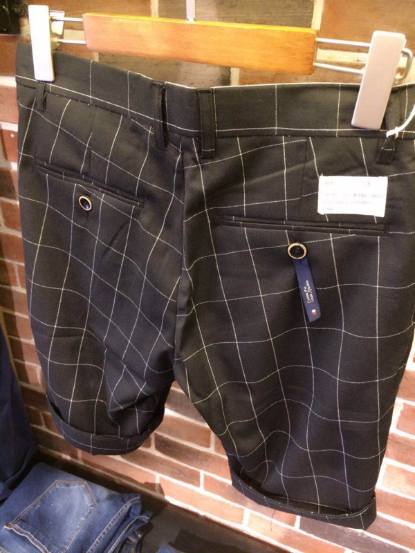 2015年尚购休闲格子短裤
