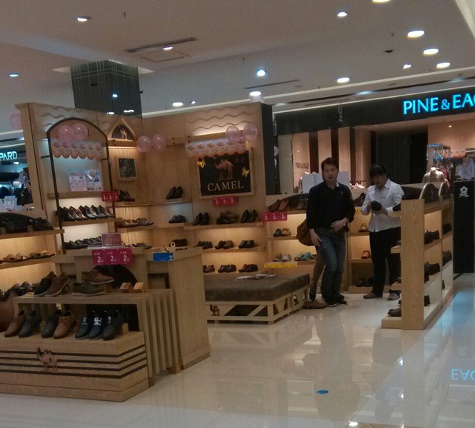 宝龙CAMEL/骆驼旗舰店